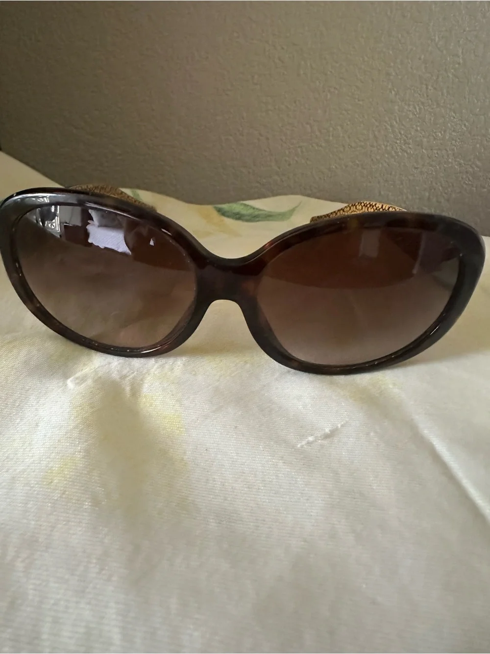 Coach Tortoiseshell Brown Gradient Oversized Sunglasses